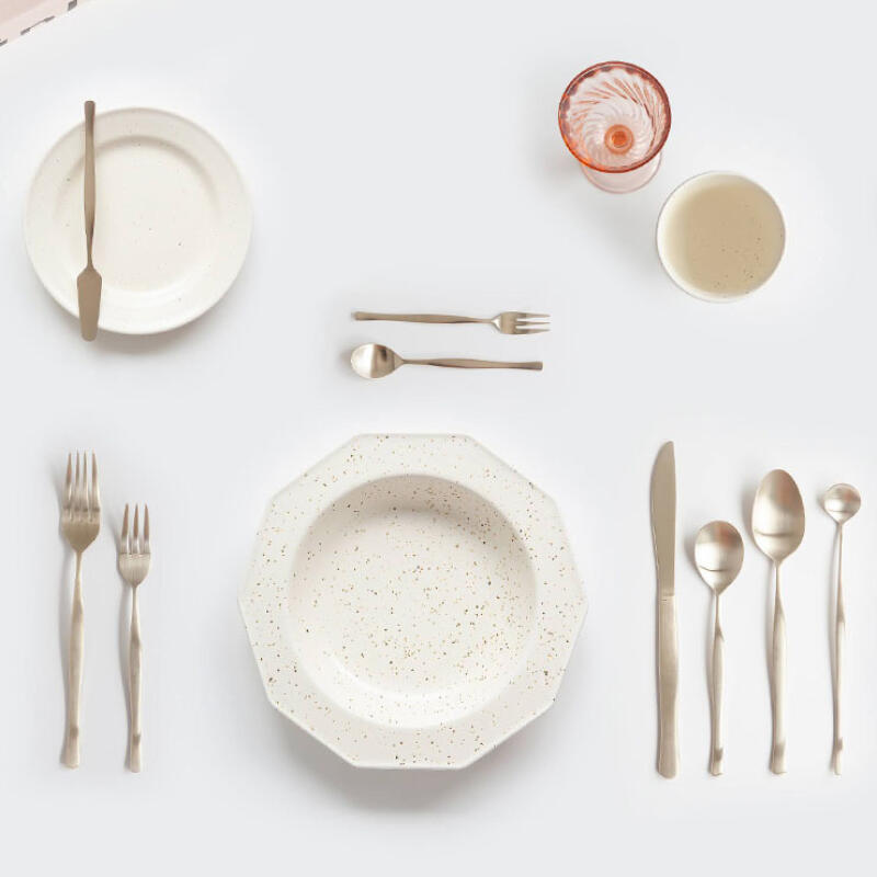 Nicott Satin Gold Teaspoon