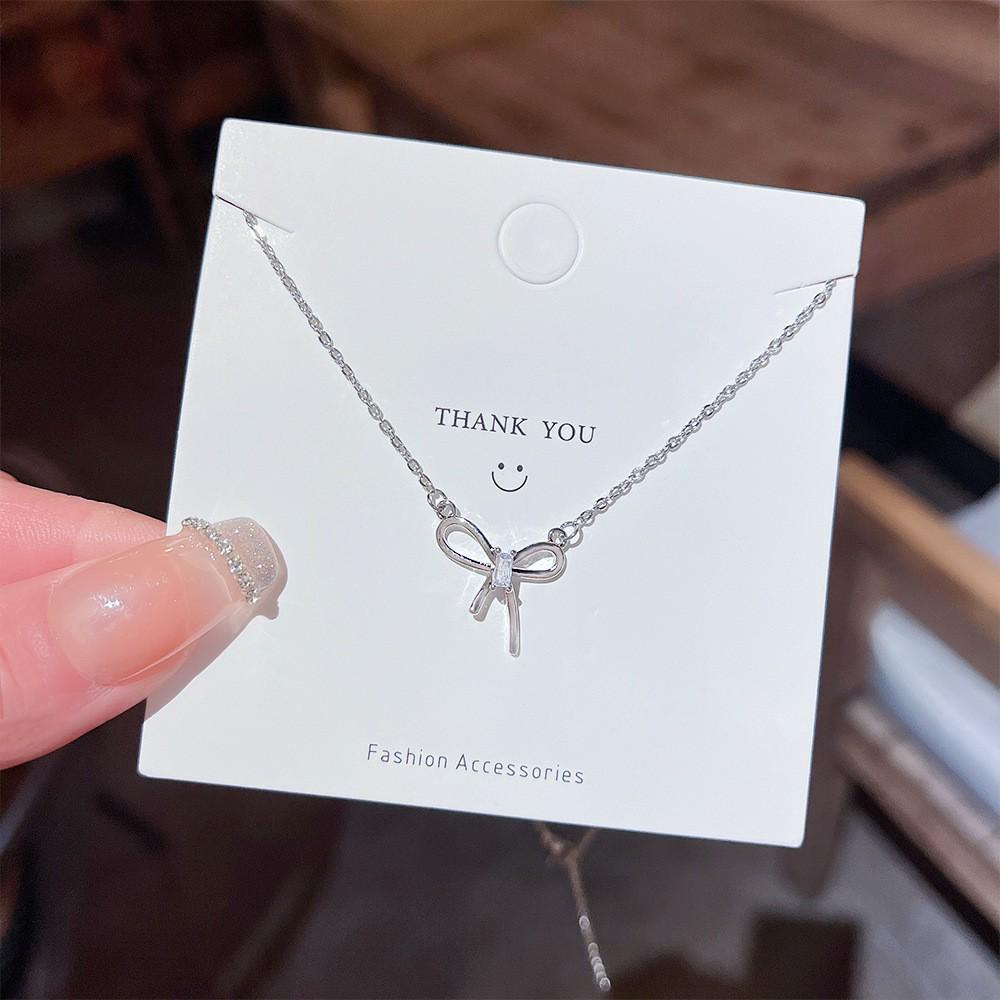 

Высококачественное корейское ожерелье из титановой стали: Невыцветающий, легкий, простой роскошный кулон с цепочкой на ключицу для женщин