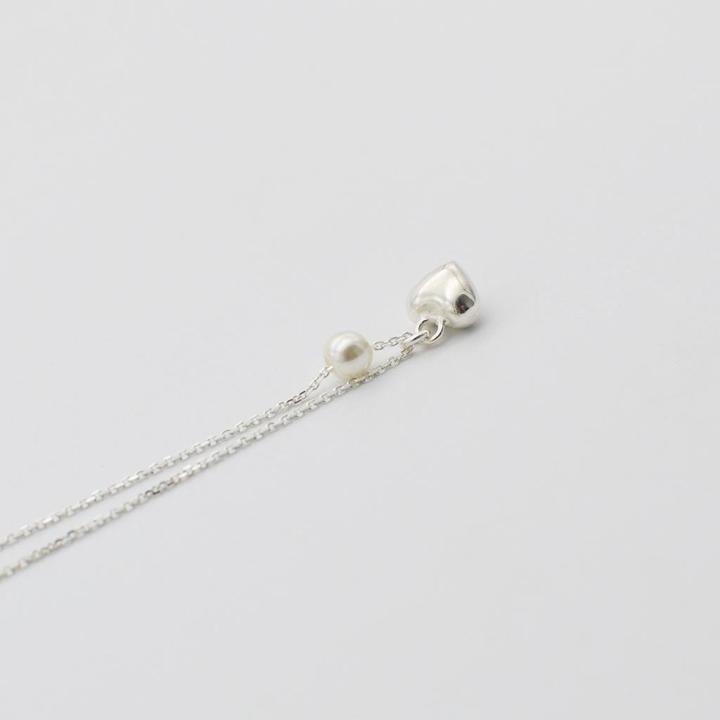 S925 Sterling Silver Heart Pearl Clavicle Necklace, Luxury Minimalist Design, Fashionable Ins Trending Necklace for Women