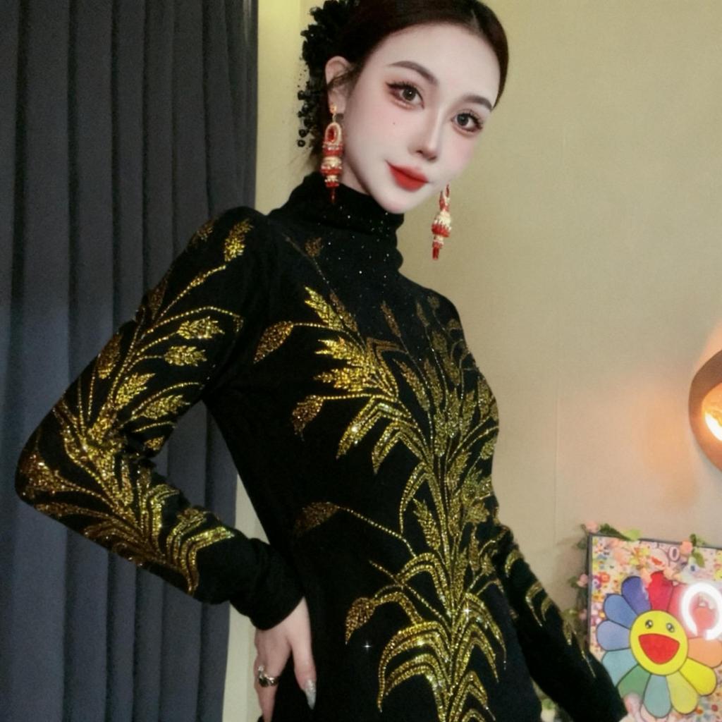 De Rong Women's Rhinestone Long-Sleeve Half-High Collar Shirt – Elegant Autumn/Winter Base Layer Top