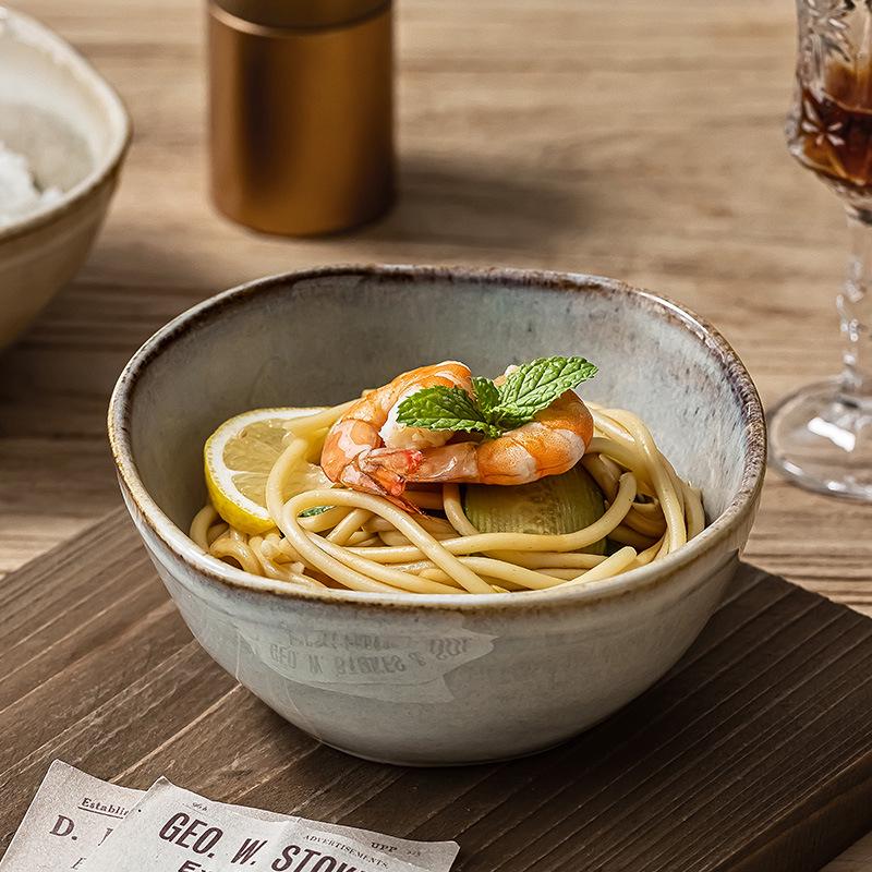 Japanese Retro Ceramic Irregular-Shape Bowl with Kiln-Changed Glaze - Ideal for Rice, Congee, or Noodles