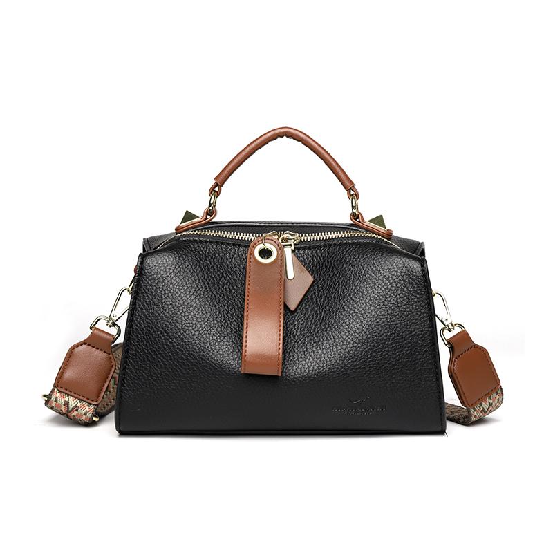 Retro Women's Shoulder Bag Large Capacity Shoulder Bag
