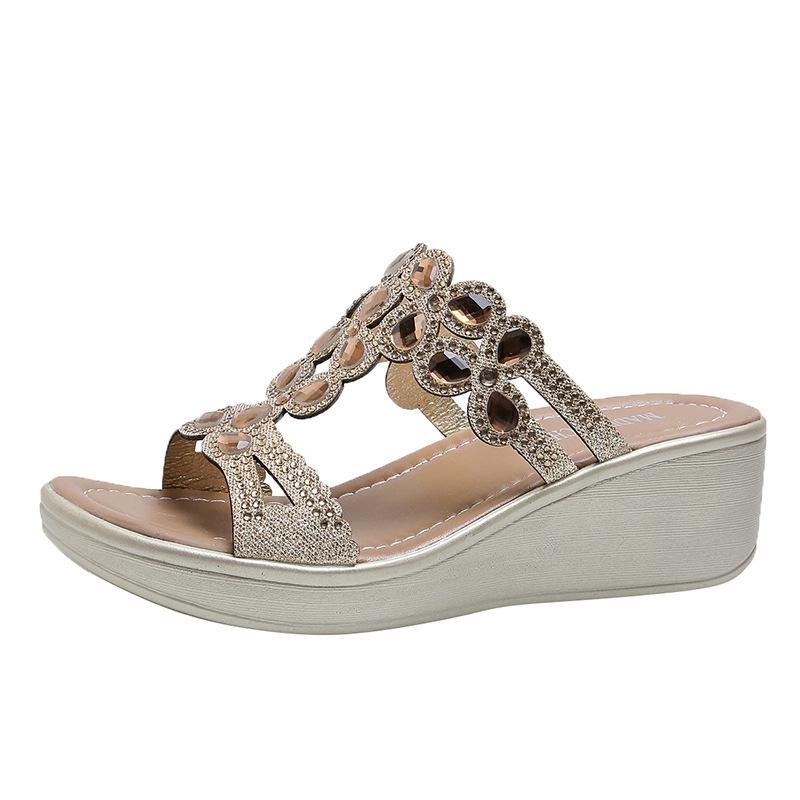 

Женские сандалии на танкетке с открытым носком, со стразами, водонепроницаемые, домашние тапочки, летняя новинка женской обуви 40