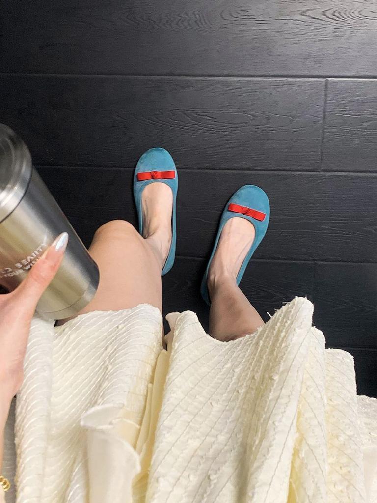 Fairy shoes flat ballet shoes female 2025 summer new French bow round head gentle evening shoes single shoes