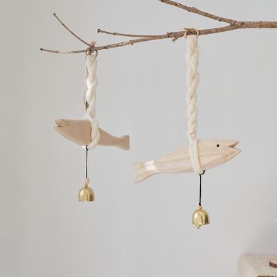 Unique Handmade Wood Fish Door Bell Hand Carved Rustic Wooden Fish Sculpture Lucky Lightweight Car Fish Hanger Home Entryway