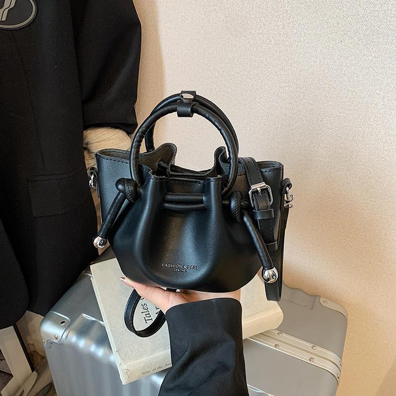 Hand Carry Child and Mother Portable Bucket Bag 2025 New Popular Simple Fashion Niche Shoulder Messenger Bag