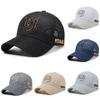 Sommerliche Baseballkappe aus Mesh mit gestickten Buchstaben und verstellbarer Passform für lässige Streetwear