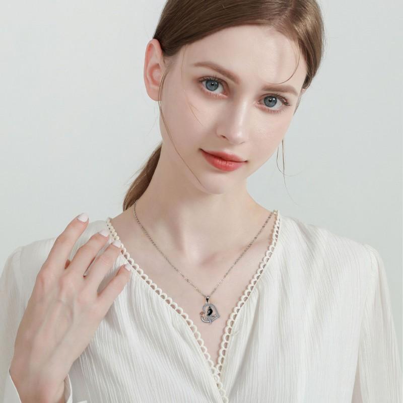 Heart Shape Parrot Pendant Necklace Women Fashionable Copper Charm On Cross Chain Adjustable 41-50cm