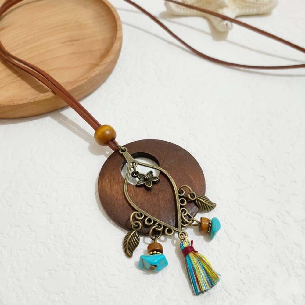 Round Sweater Chain Wooden Necklace Female Jewelry Vintage Leather Lanyard
