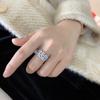 Trendy neuer blattförmiger Ring für Frauen 18 Karat Gold mit eingelegtem echten Diamanten Antrags- und Verlobungsschmuck