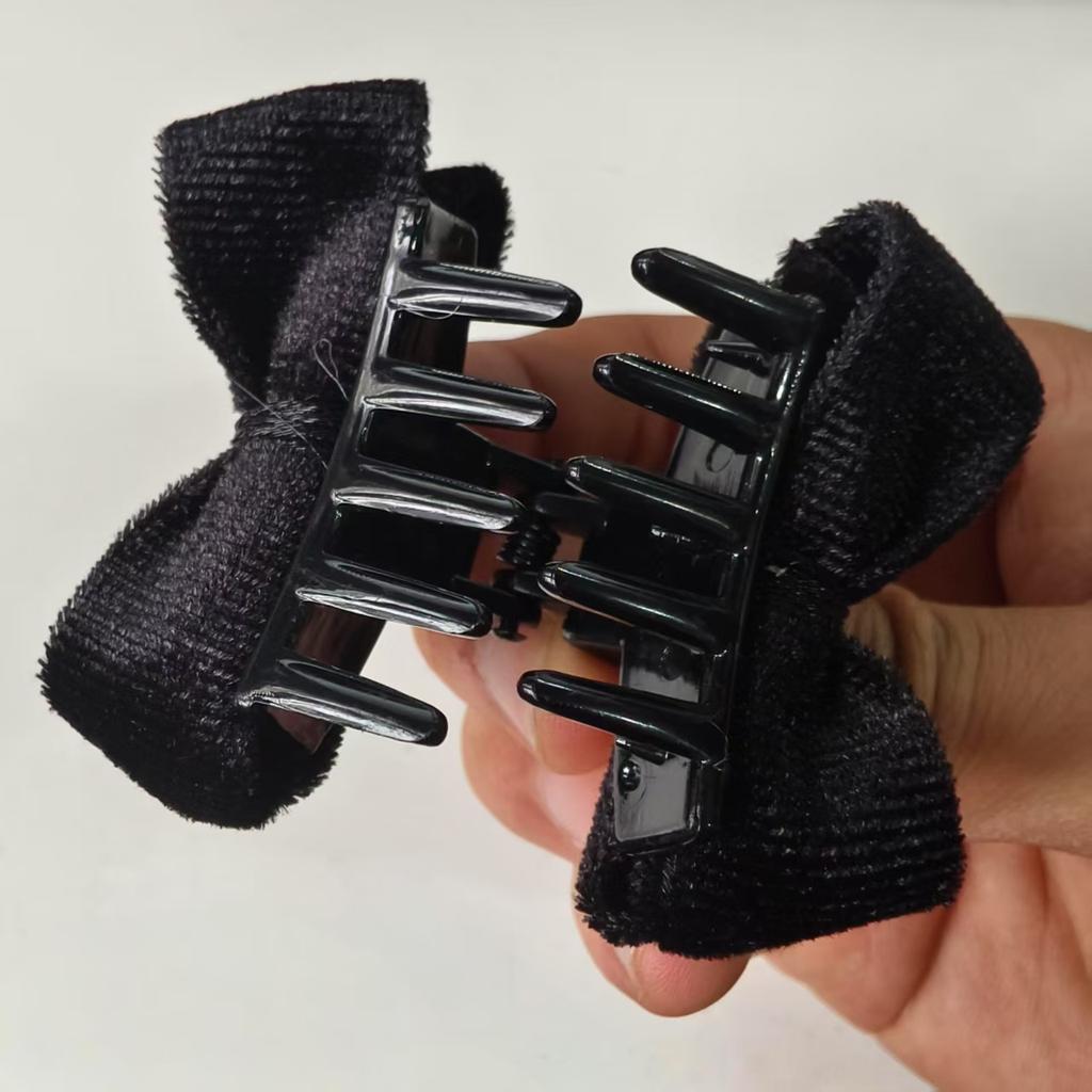 1 Pcs Black Black Bow Tie Grip Clip At the Back of the Head For Women Girls Suitable for Daily Use