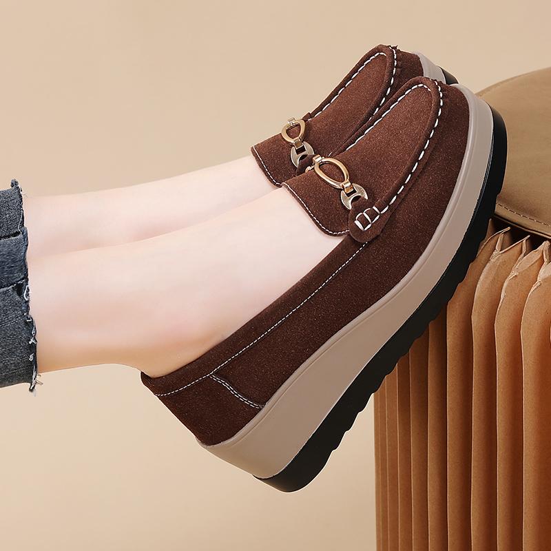 Fashion New large size women's shoes suede thick bottom set foot a slip-on sponge bottom mother shoes casual sports women's shoes