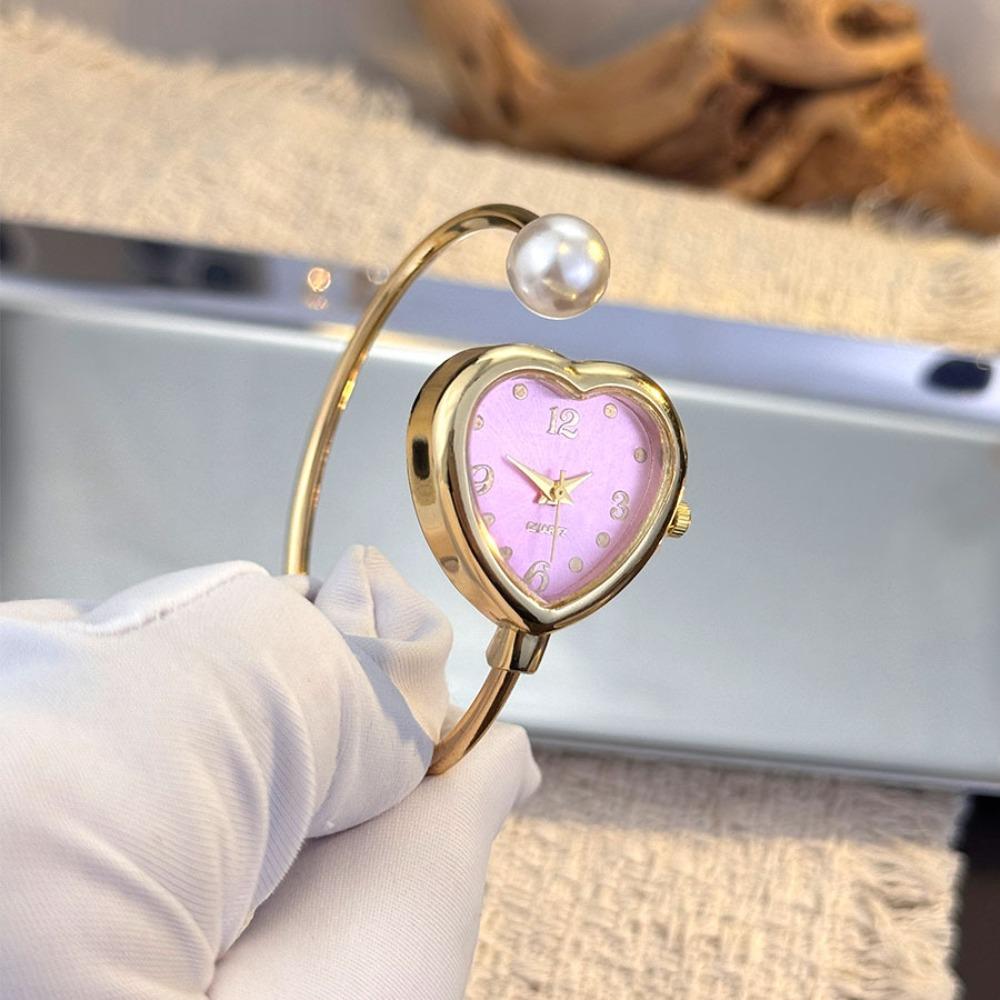New Heart-shaped Dial Pearl Watch Adjustable Elegant Bracelet Watch Gift Luxury Ladies Watch for Women