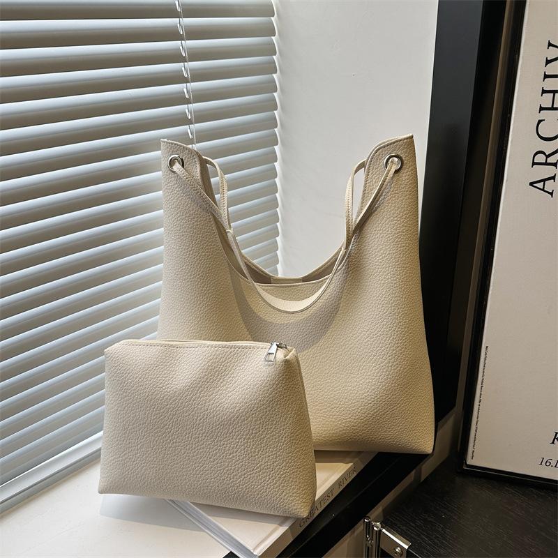 Premium Sense Retro Large Capacity Mother and Child Bag New Casual Versatile Shoulder Underarm Bag Tote Bag Women