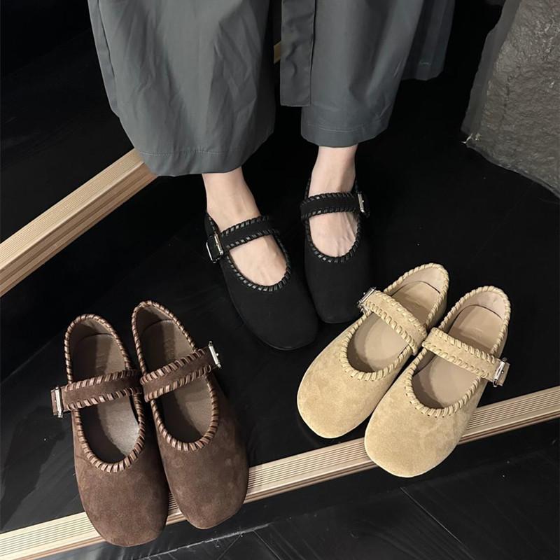 Fashion High Quality Woven Faux Suede Leather Mary Jane Shoes Women Metal Belt Buckle Design Shoes Comfortable Flat Loafers for Women