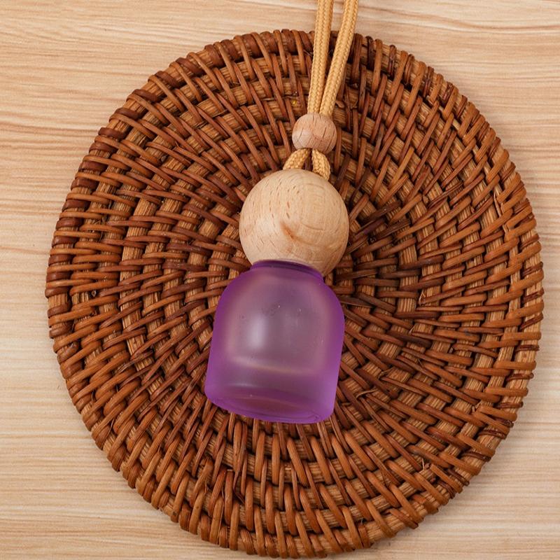 1 Stück Bunte mattierte Glasflasche Behälter 11 ml Leere Auto-Parfümflasche Aromatherapie-Flasche Auto-Anhänger Dekoration