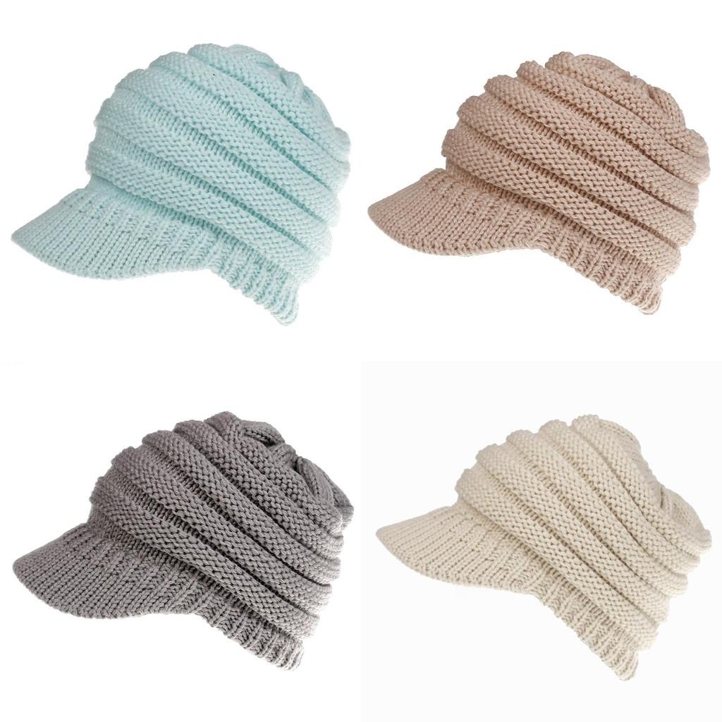 Modische Damen-Messy-Bun-Mütze mit weichem Stretchstrick für Winterkomfort