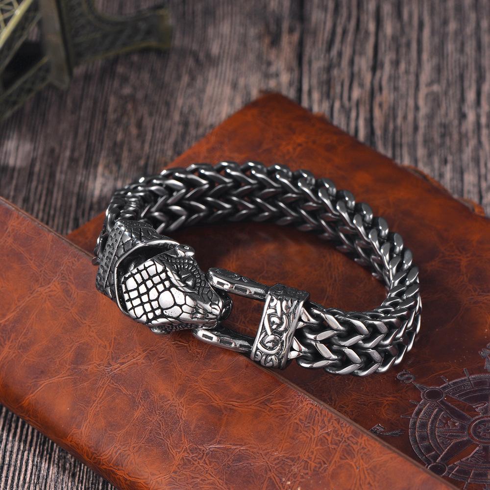 Personalized Chickbeak Handpiece Punk Retro Wolf Head Snakehead Front and Back Chain Titanium Steel Men's Bracelet