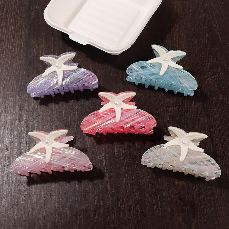 Butterfly Hair Claw Clip Plastic Strong Hold Jaw Clip with Heart Design for Women Girls Daily Wear & Gift