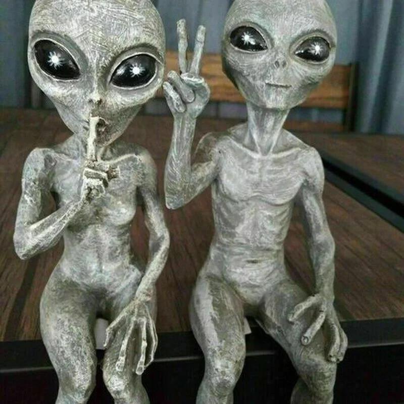 Outer Space Alien Ornaments Garden Resin Statue Figurine Home Decoration Gift