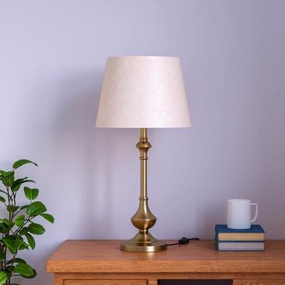 Messing Antik Finish Gold Tischlampe Schlank mit Off White Lampenschirm Für Schlafzimmer, Nachttisch, Wohnzimmer, Heimdekoration, Hotel LED-Glühbirne enthalten