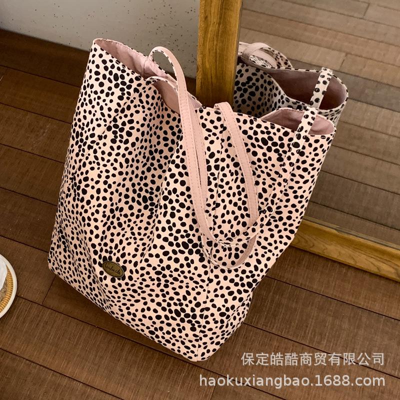 Simple and versatile shoulder canvas bag for college students in class Women's 2025 summer new large-capacity double-sided tote bag