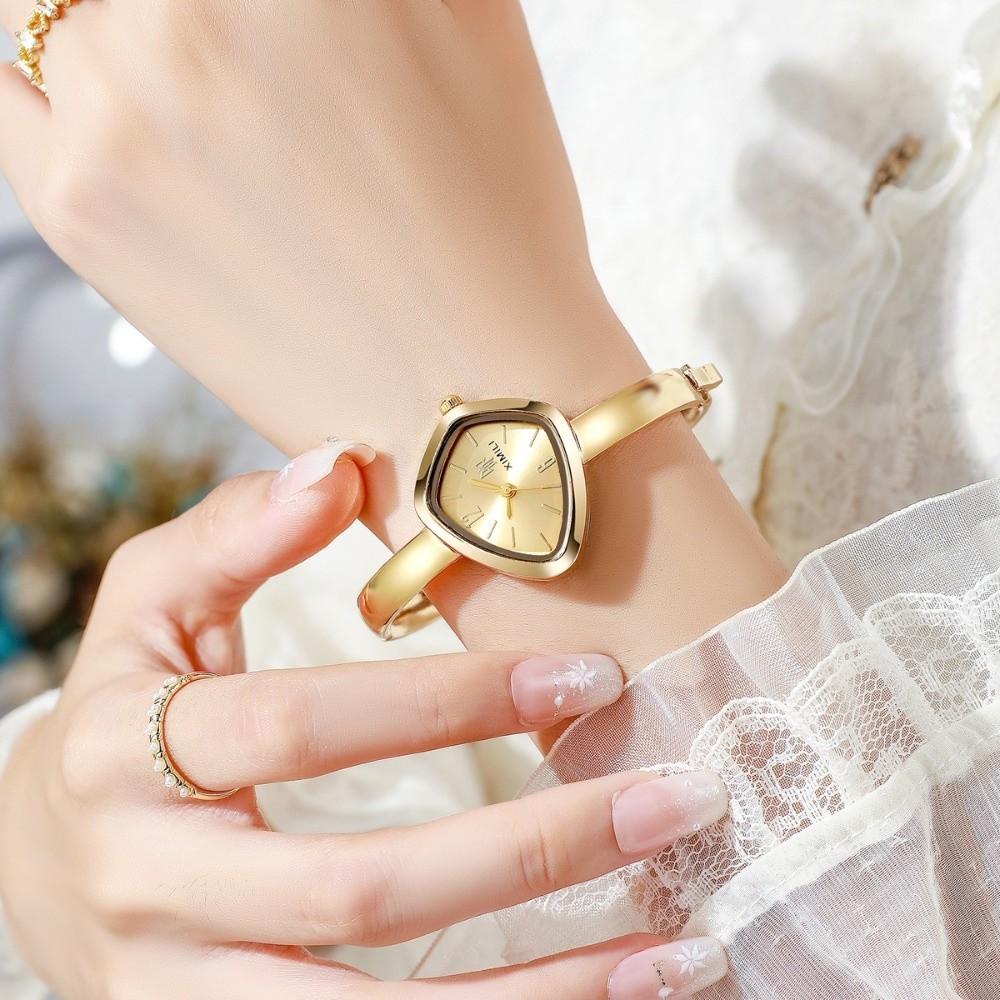 Square-shaped Dial Quartz Watch Open Design Bracelet Watch Creative Wristwatch  for Women