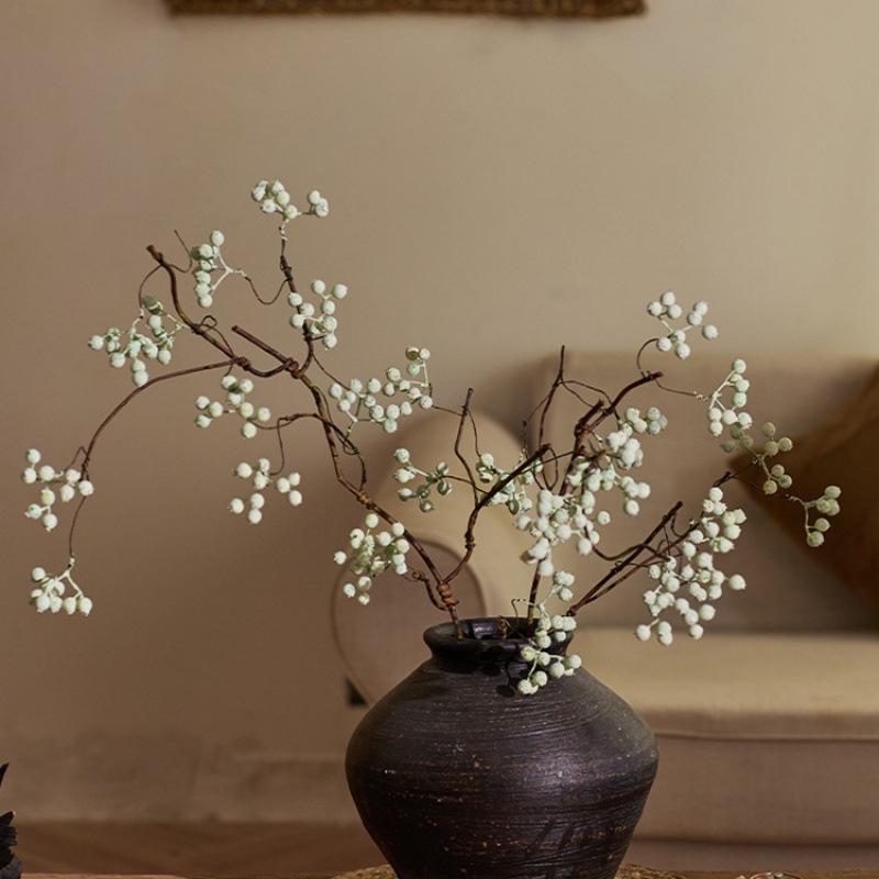 Falešná kytice květů jírovce: Dekorace ze sušených květin ve stylu Wabi-Sabi pro obývací pokoj
