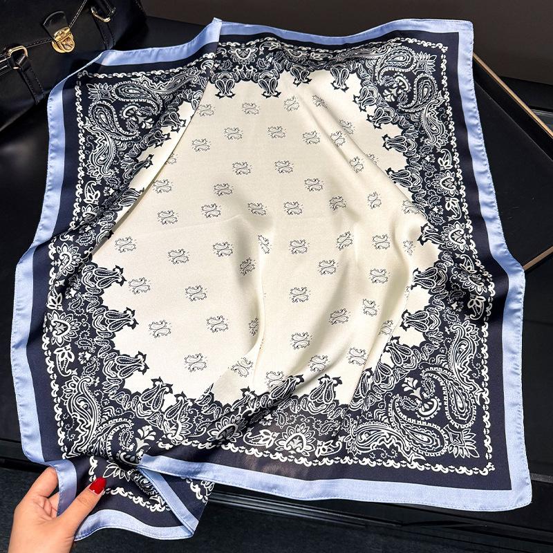 Small silk scarf women's versatile high-end decorative square scarf fashion temperament small scarf new Korean version tied bag small square scarf
