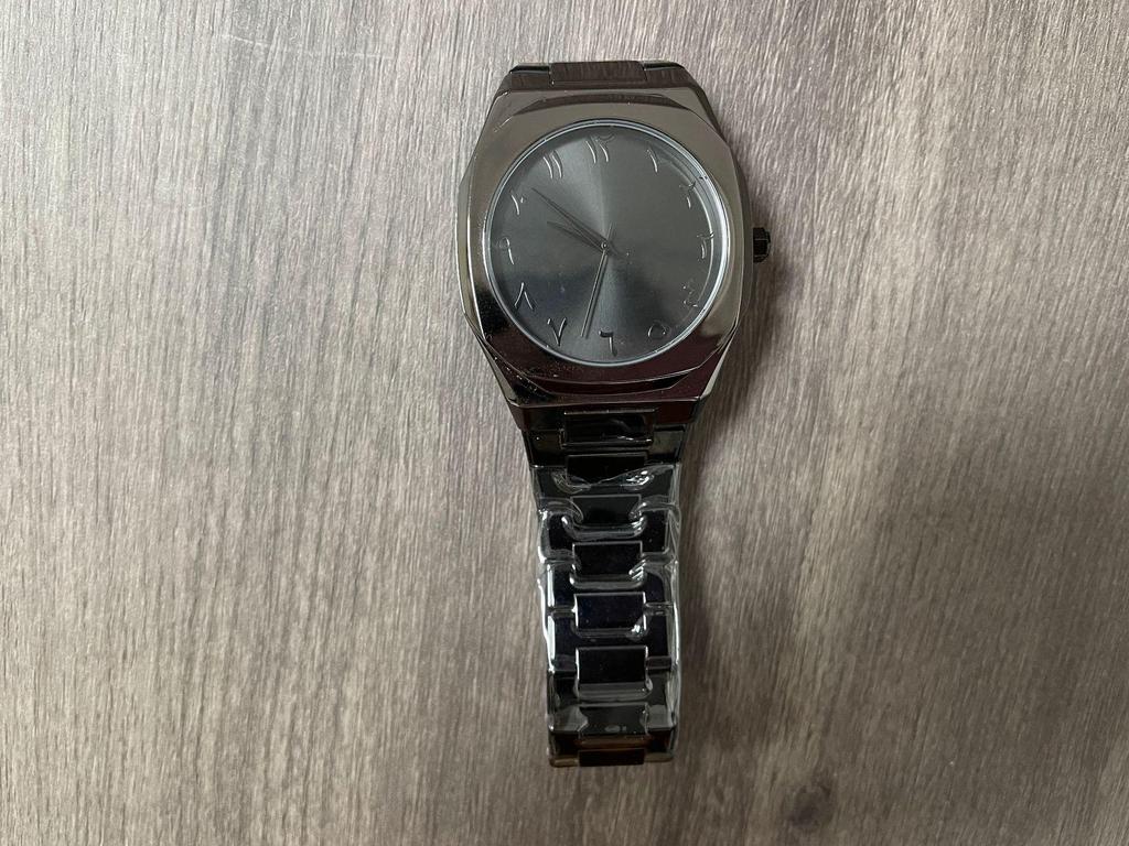 Men's High-End Quartz Watch with Arabic Numerals – Elegant Business Design