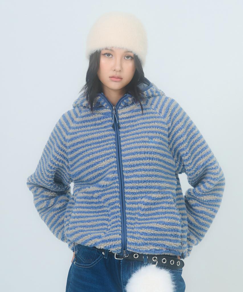Leoninghai Metal Logo Fur Beanie [Ivory]