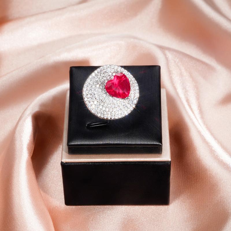 

Блестящее кольцо цвета голубиной крови с красным камнем в форме зуба, роскошное кольцо с красным корундом и драгоценным камнем Love Luxury Zircon Ring