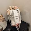 Rhombus chain bag women's new niche design single shoulder messenger bag is now popular bucket bag