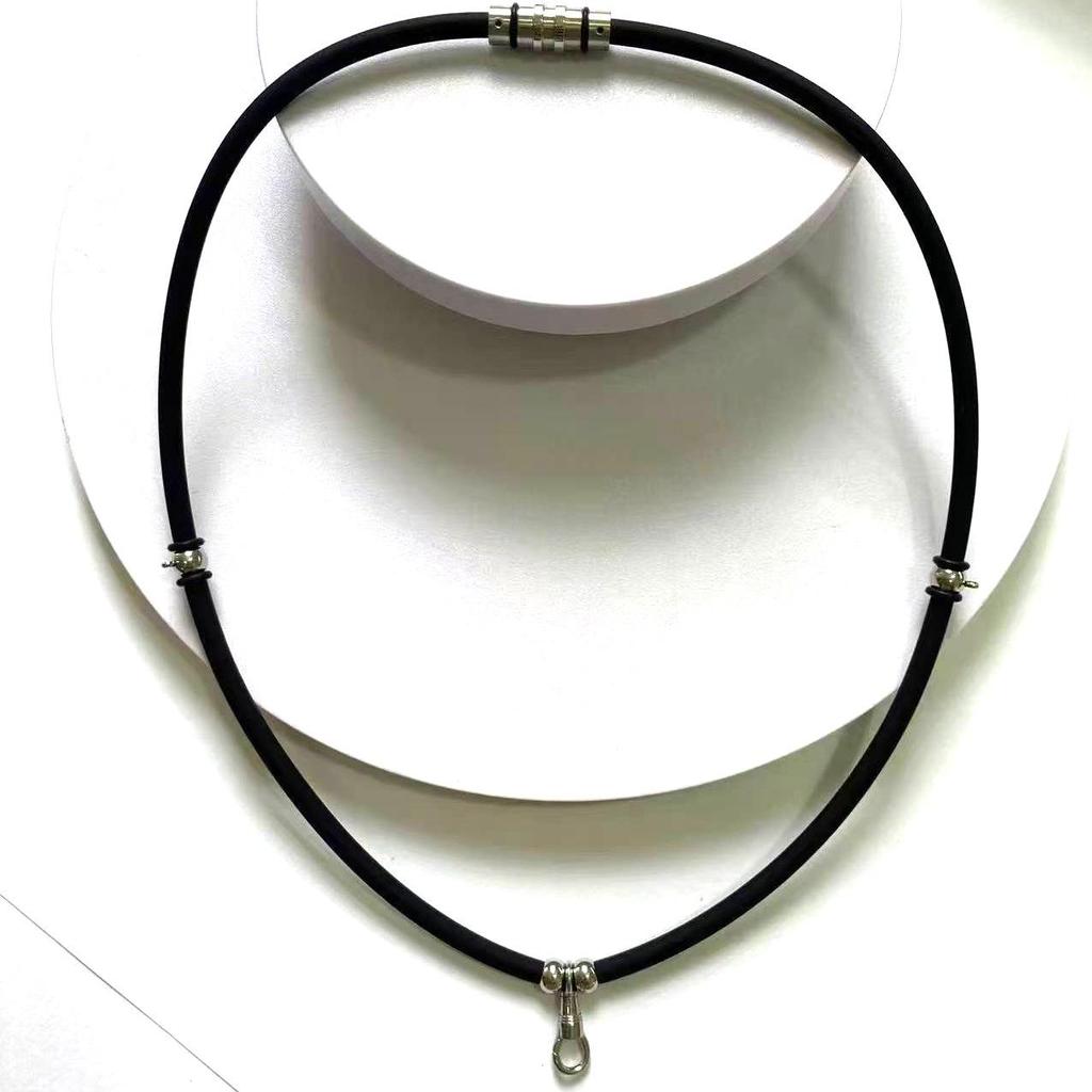 Thailand Stainless Steel Buddha Amulet Necklace with Three Silicone Pendants for Men and Women