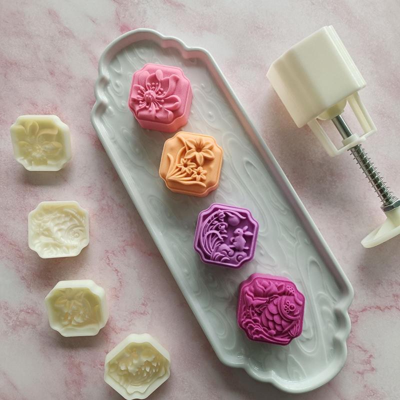 Pastry Moulds Mooncake Molds Mooncake Moulds Hand Pressure Plastic Material Baking Accessories with 4 Different Stamps