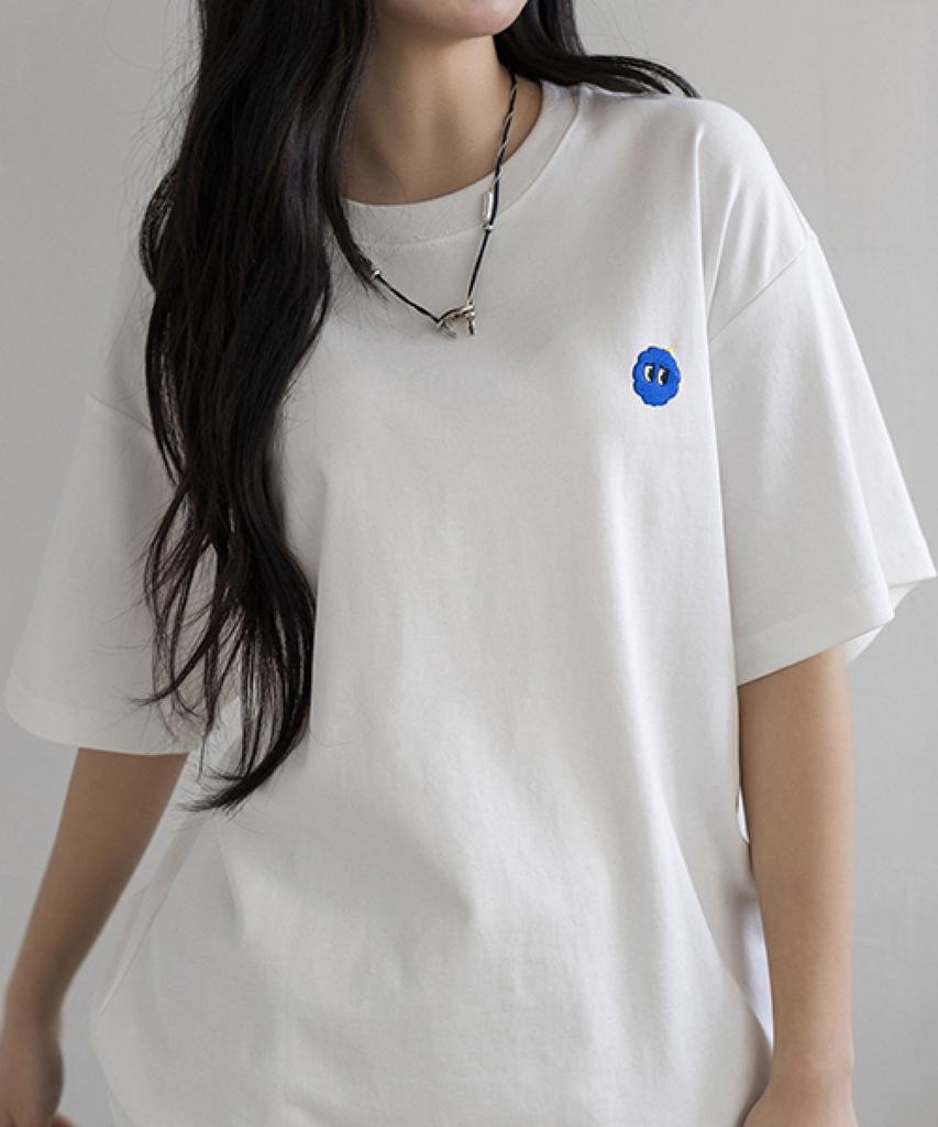 Ejeuaiwon Ruri Face Regular Fit Short Sleeve T-Shirt