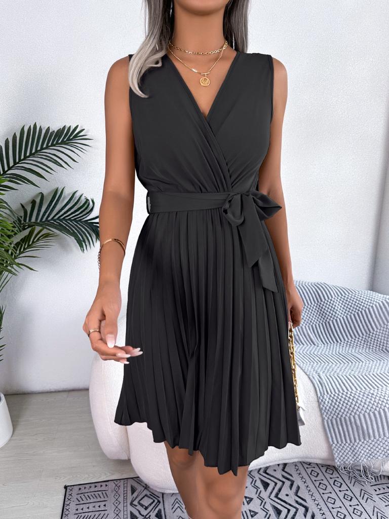 Temperament Cross V-neck Sleeveless Waist Pleated Dress