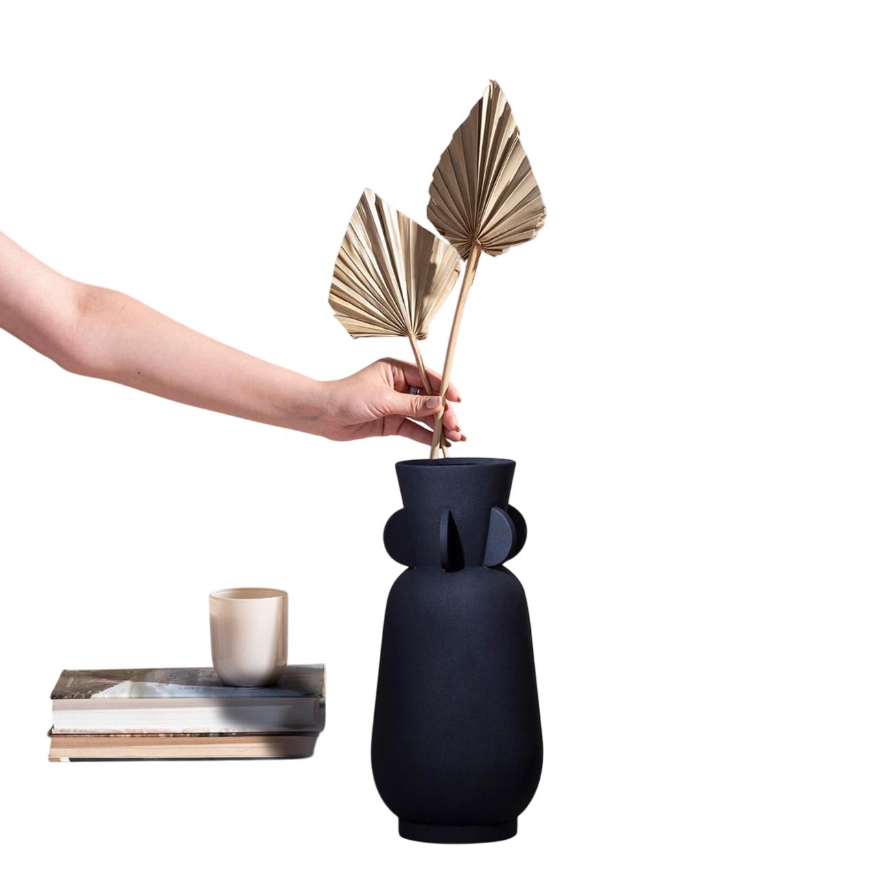 

Металлическая ваза, Metallic Luxurious Black Metallic Vase (12 inch), Nestroots