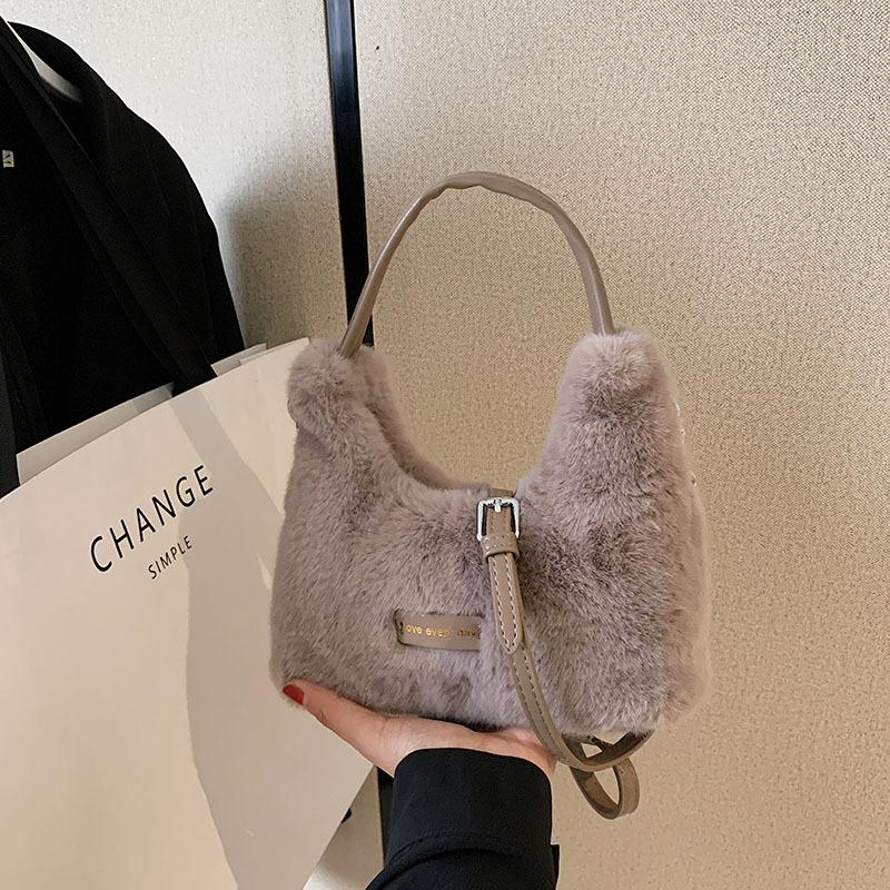 Autumn and winter 2026 new plush bag imitation mink hair handbag Korean fashion messenger imitation fur fur bag