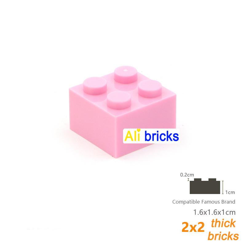 20pcs/lot DIY Blocks Building Bricks Thick 2X2 Educational Assemblage Construction Toys for Children Compatible With Brand