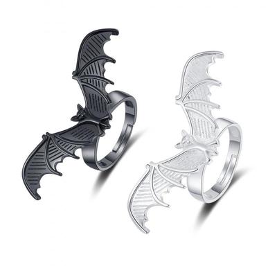 Unisex Gothic Bat Ring: European & American Dark Style Halloween Accessory