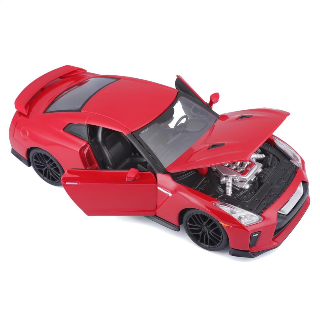 Bburago Scale Nissan 2017 Diecast Model Car 1/24 GT-R (Red)