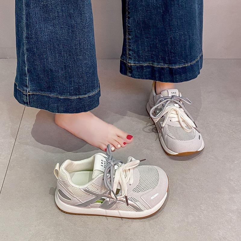 2025 Spring and Summer Lace-up New Foot Small German Training Lightweight Soft-soled Shoes Female Leisure Student Sports Forrest Gump Shoes