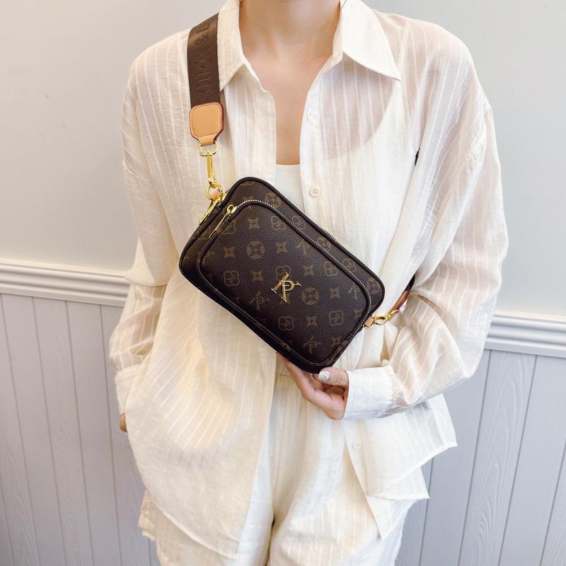 Nischen-Tasche Damen neue kleine Umhängetasche Retro quadratische Tasche modisch vielseitig breiter Schultergurt Messenger Bag Hüft-Brusttasche