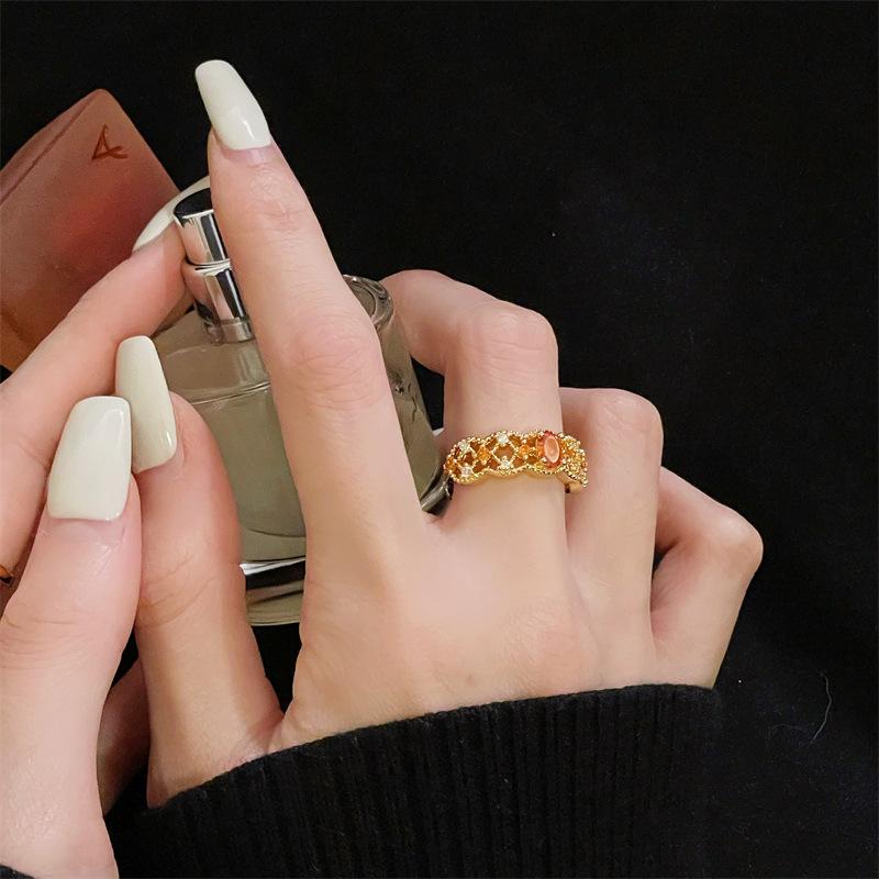 Medieval Hollow Lace Retro Gold Open Ring Colored Treasure Red Zircon Light Luxury Index Finger Ring
