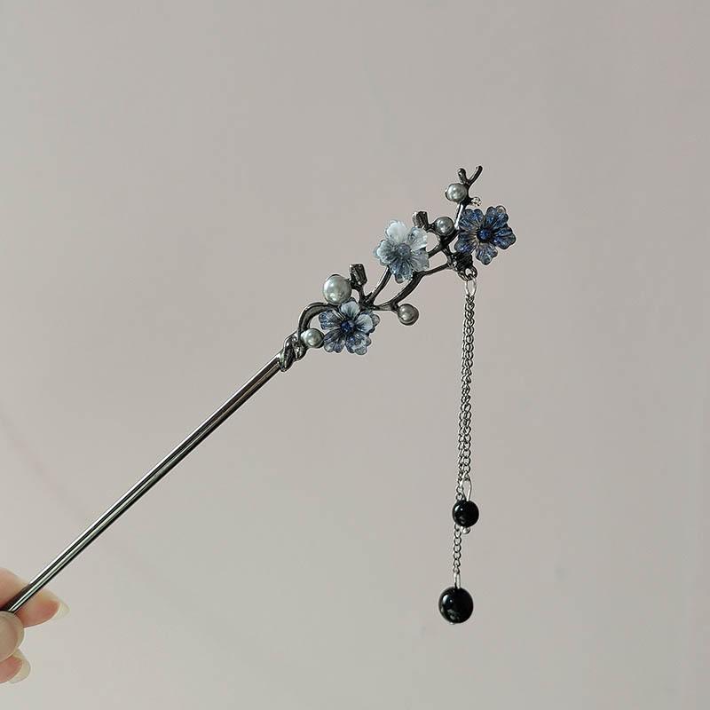 Elegant Retro Chinese Flower Tassel Hairpin: Women's High-End Updo Accessory