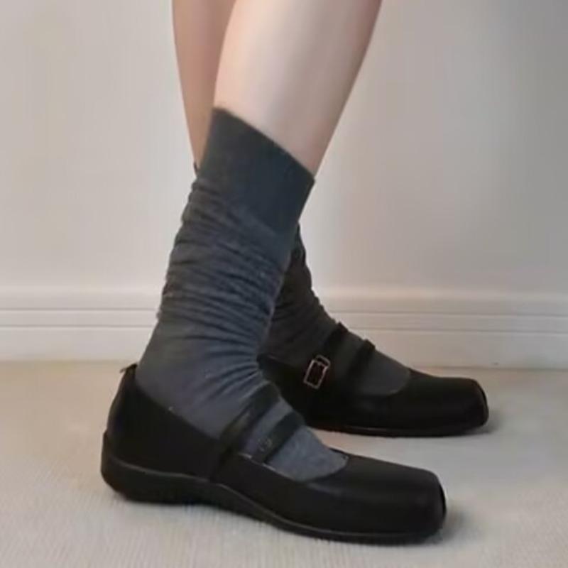 

Fashion Single Shoes with One Belt Soft Sole Autumn New Fashion Square Toe Shallow Mouth Low Heel Shoes 40 чёрный