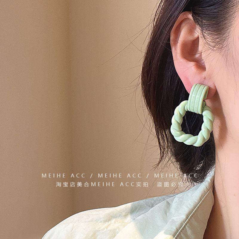 

Green Ripple Stacked Dream ~ Spring and Summer Mori Style Fresh Green Petals Geometric Heart Shape Stud Earrings Vacation Match Ins Earrings Bud Green Cable Stitch Square
