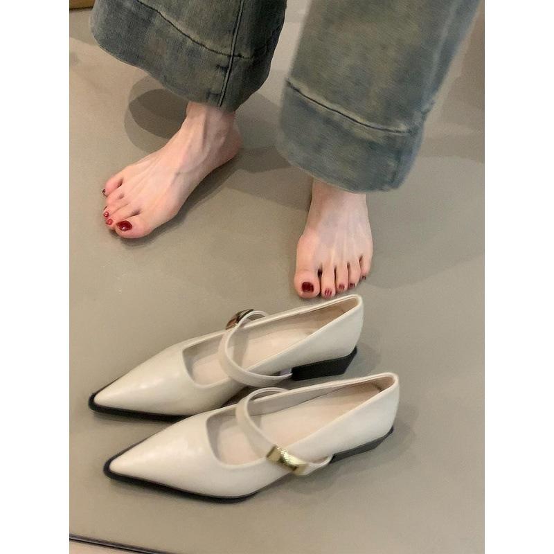 One Word with Small Leather Shoes, Women's Simple and Versatile Commuting Temperament, Single Shoes, Pointed Head, Shallow Mouth Mary Jane Shoes
