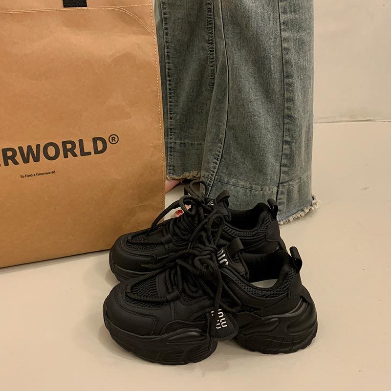 Versatile platform dad shoes women's summer small man increases height 2025 new European super hot white sports and leisure shoes